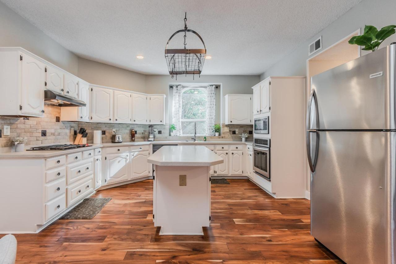 * *Astounding House **Perfect For Family And Friends , Pool , Hot Tub, & Game Room Allen Exteriér fotografie